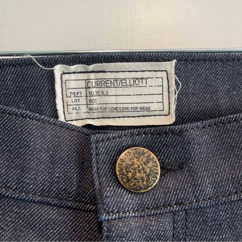 Current/Elliott The Cropped Capri Straight Dark Wash Blue Jeans SAMPLE Size 27 - Picture 4 of 7